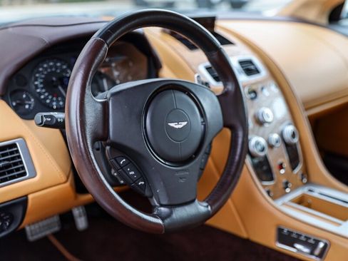 Used 2016 Aston Martin DB9 GT RWD image 32