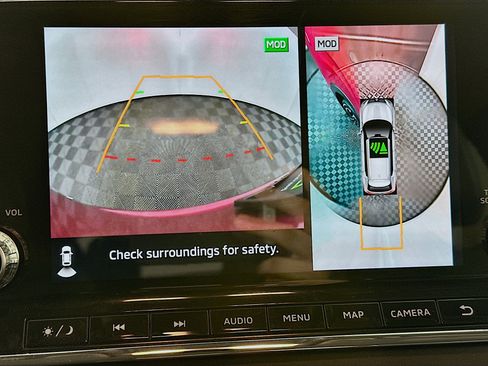 Used 2024 Mitsubishi Outlander SE image 23