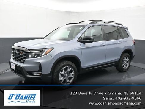 Used 2023 Honda Passport TrailSport image 1