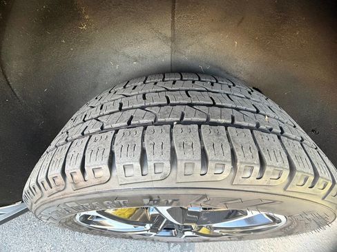 Used 2023 Chevrolet Tahoe RST w/ Luxury Package image 36