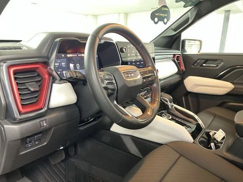 Certified 2024 GMC Canyon AT4X image 10