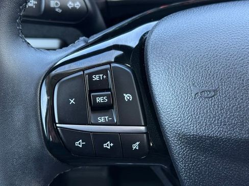 Certified 2022 Ford Escape SEL image 20