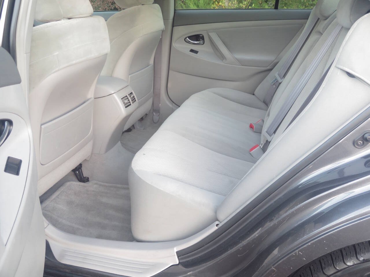 Used 2007 Toyota Camry Hybrid FWD image 13