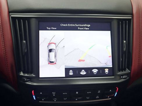 Used 2022 Maserati Levante Modena S AWD/4WD image 20