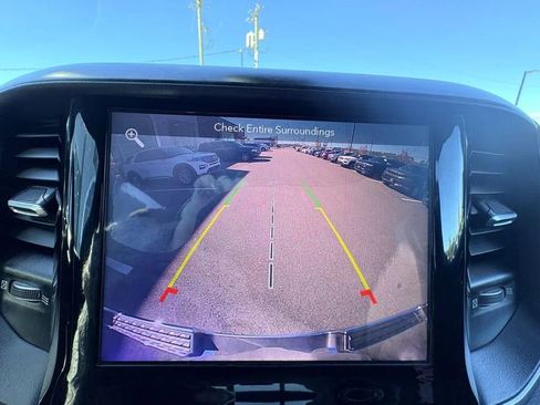 Used 2019 RAM 1500 Big Horn AWD/4WD image 18