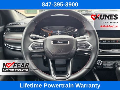 Used 2024 Jeep Compass Trailhawk AWD/4WD image 35