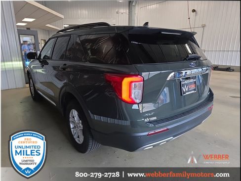 Used 2024 Ford Explorer XLT w/ Equipment Group 202A AWD/4WD image 6