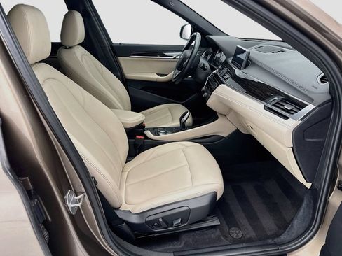 Used 2020 BMW X1 xDrive28i w/ Premium Package AWD/4WD image 19