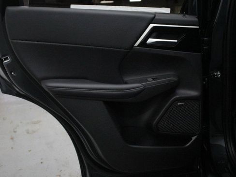 New 2026 Mitsubishi Outlander LE image 25