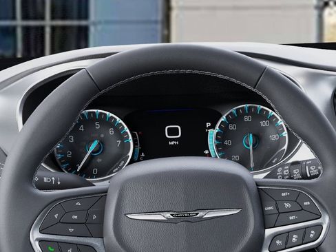 New 2026 Chrysler Pacifica Limited image 17