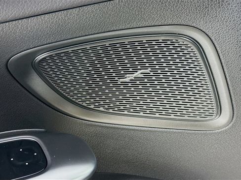 Used 2026 Mercedes-Benz C 300 4MATIC Sedan image 19