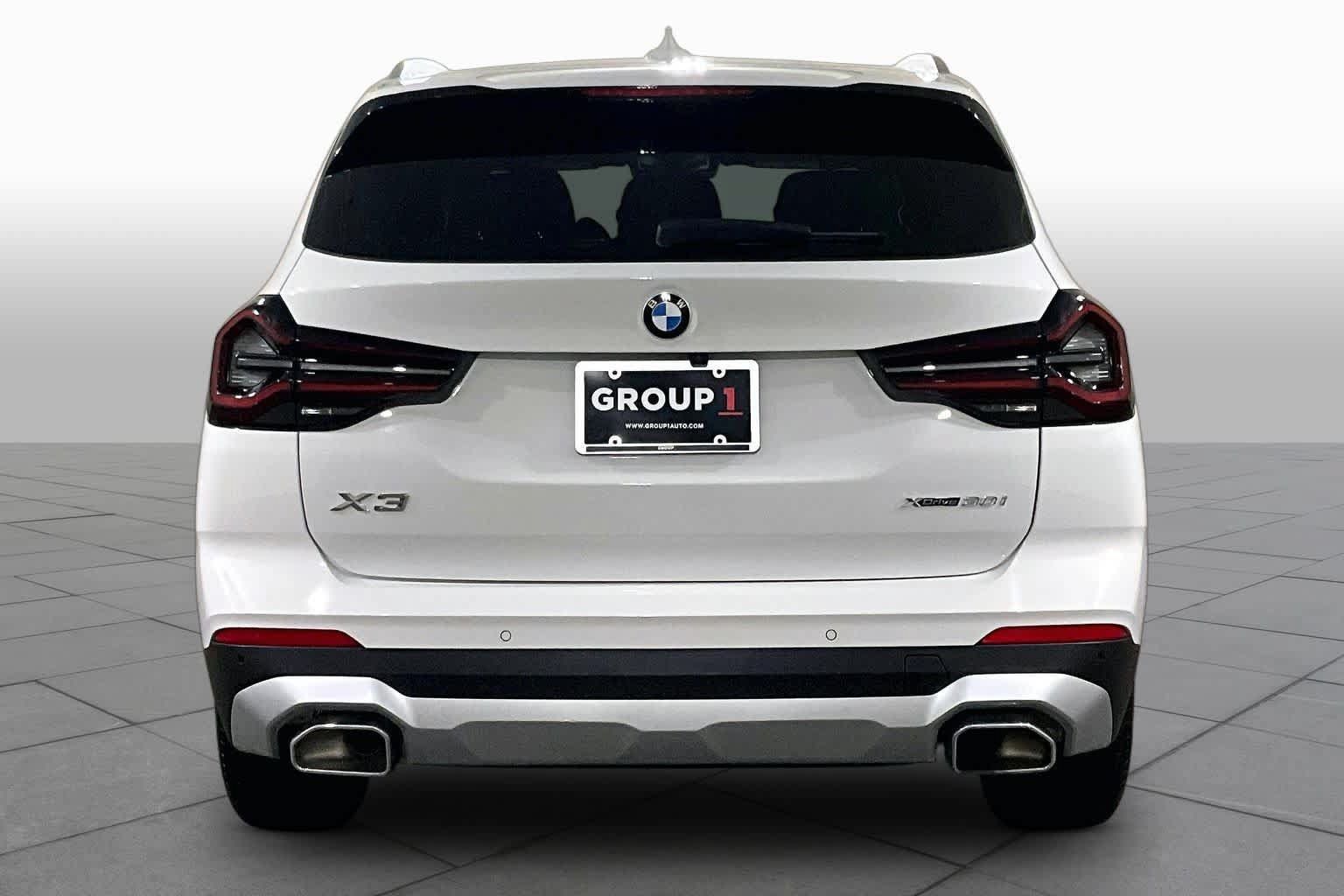 Used 2023 BMW X3 xDrive30i w/ Premium Package AWD/4WD image 4
