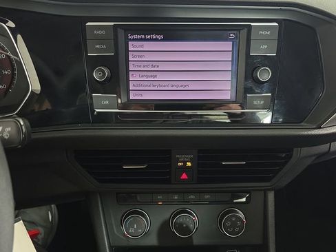 Used 2019 Volkswagen Jetta S w/ Driver Assistance Package image 13