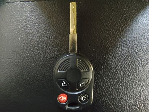 Used 2017 Ford Focus SE image 32