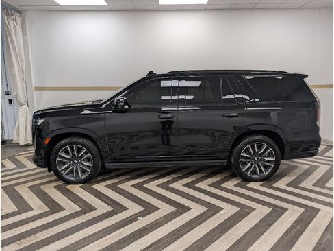 Used 2022 Cadillac Escalade Sport Platinum AWD/4WD image 3