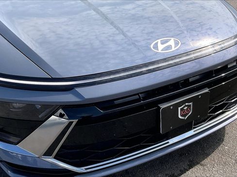 Used 2025 Hyundai Sonata SEL FWD image 4