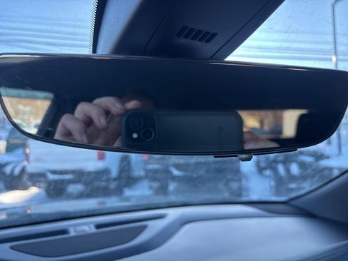 Certified 2020 Chevrolet Blazer LT w/ Sound & Technology Package image 36