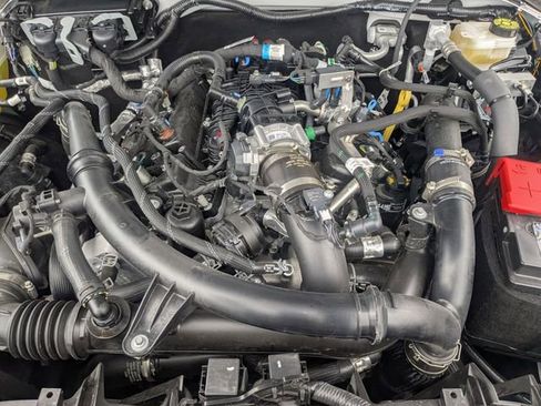 Used 2025 Ford Bronco Badlands image 23