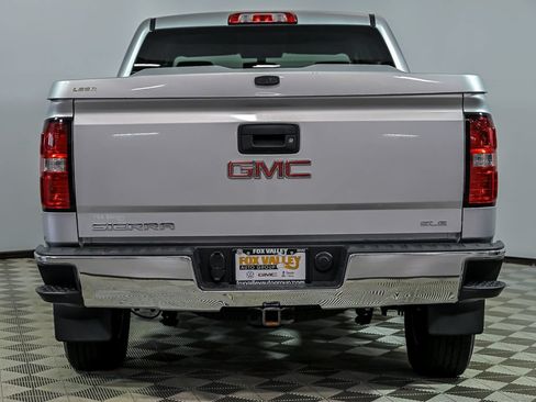 Used 2014 GMC Sierra 1500 SLE w/ SLE Value Package AWD/4WD image 7