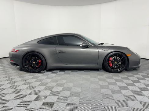 Used 2018 Porsche 911 Carrera S image 8
