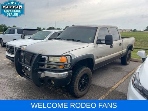 Used 2005 GMC Sierra 2500 SLE w/ Heavy-Duty Power Package AWD/4WD image 3