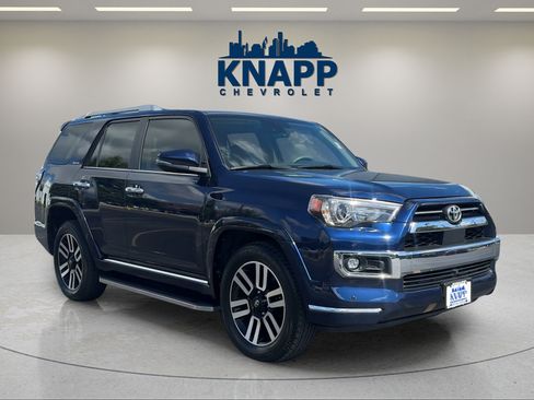 Used 2024 Toyota 4Runner Limited RWD image 3