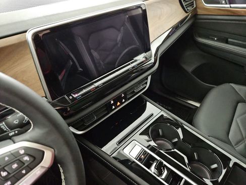 New 2026 Volkswagen Atlas SE AWD/4WD image 29