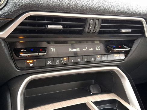 Certified 2024 MAZDA CX-90 Plug-In Hybrid w/ Premium Pkg image 19