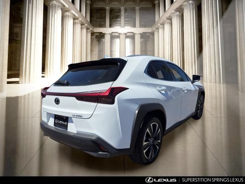 New 2026 Lexus UX 300h FWD image 4