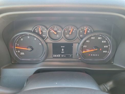 Used 2025 GMC Sierra 3500 Pro w/ Convenience Package image 10