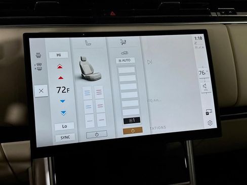 New 2026 Land Rover Range Rover SE AWD/4WD image 18