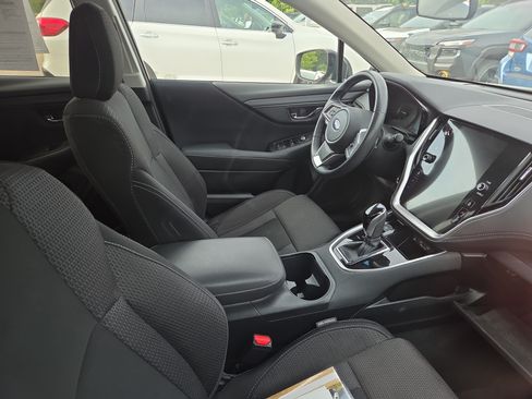 Used 2022 Subaru Outback Premium AWD/4WD image 10