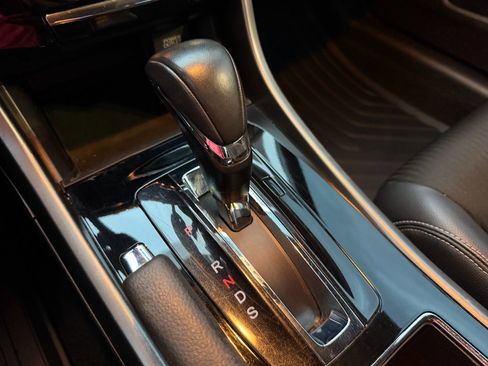 Used 2017 Honda Accord Sport image 22