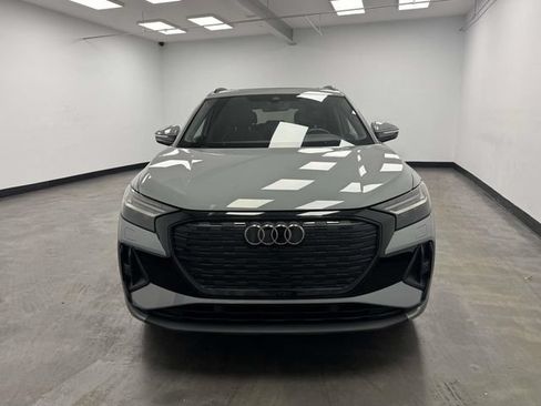 Used 2024 Audi Q4 e-tron Prestige AWD/4WD image 2
