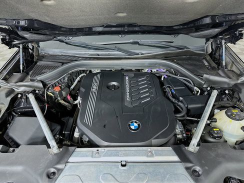 Used 2022 BMW X4 M40i AWD/4WD image 32