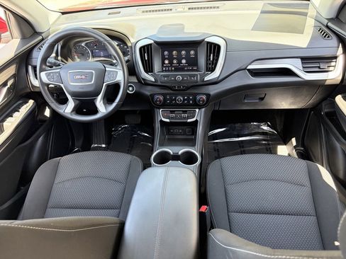 Used 2022 GMC Terrain SLE w/ Driver Convenience Package AWD/4WD image 15