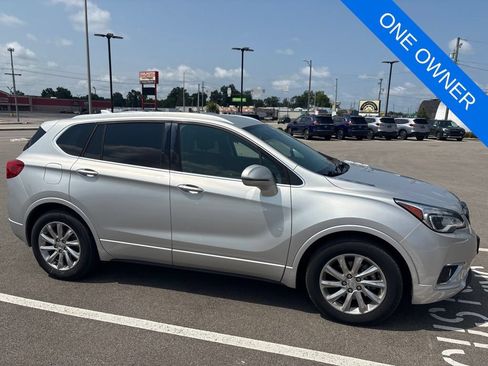 Used 2019 Buick Envision Essence FWD image 2
