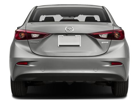 Used 2017 MAZDA MAZDA3 Sport w/ Preferred Equipment Package FWD image 8