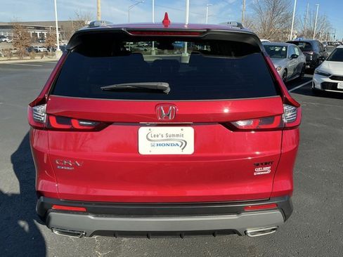 Used 2025 Honda CR-V Sport image 4
