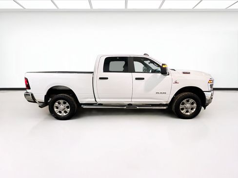 Used 2025 RAM 2500 Big Horn AWD/4WD image 23