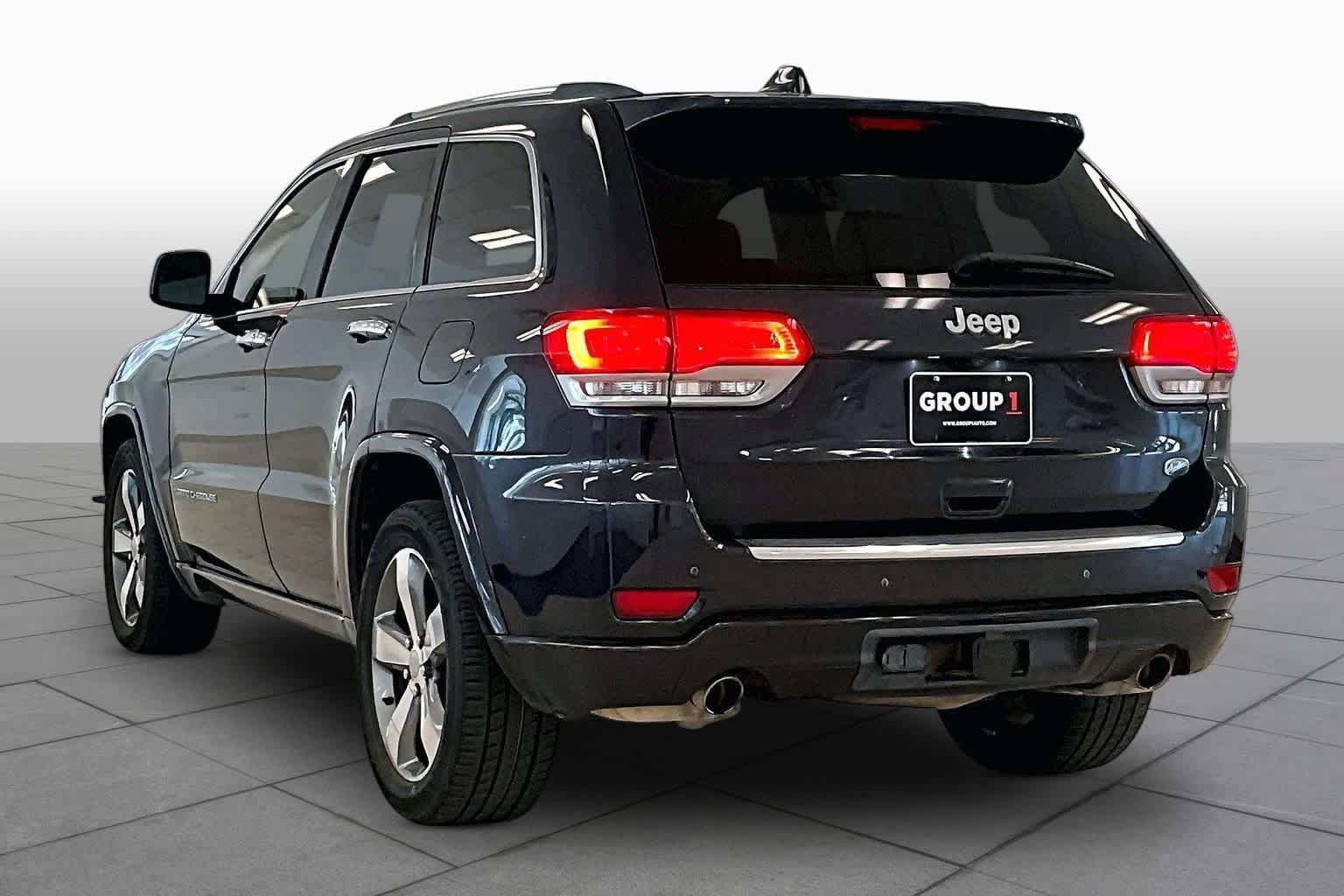 Used 2015 Jeep Grand Cherokee Overland RWD image 9