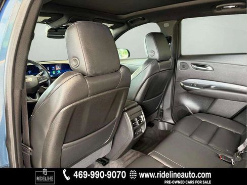 Used 2024 Cadillac XT4 Premium Luxury w/ Cold Weather Package FWD image 20