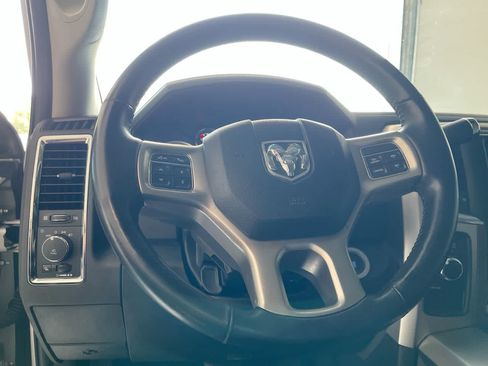 Used 2018 RAM 2500 Laramie AWD/4WD image 14
