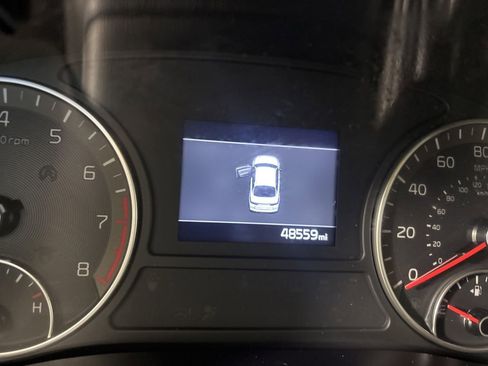 Used 2020 Kia Optima S image 13