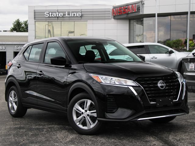 Certified 2025 Nissan Kicks Play S FWD image 1