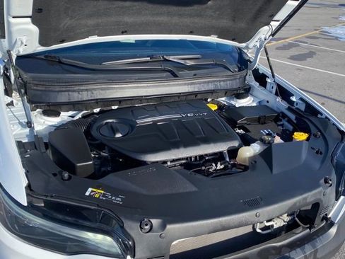 Used 2022 Jeep Cherokee Trailhawk w/ Sun, Sound & Nav Group image 21