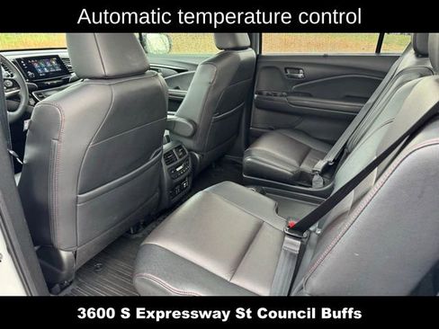Used 2022 Honda Pilot Black Edition image 14