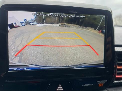 Used 2020 Hyundai Veloster Turbo R-Spec image 8