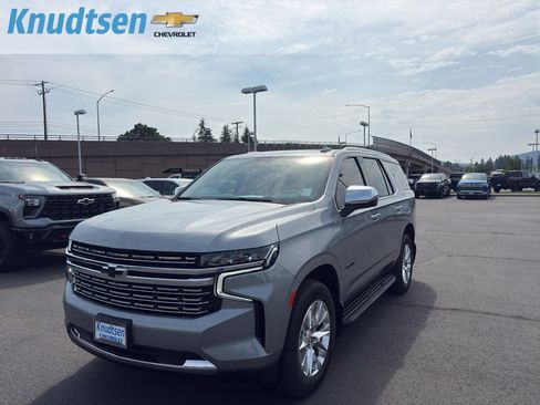 Used 2024 Chevrolet Tahoe Premier AWD/4WD image 3