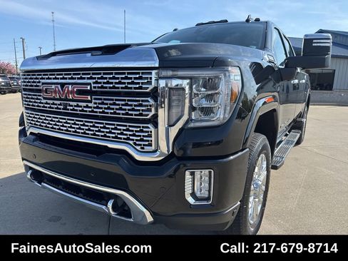 Used 2023 GMC Sierra 3500 Denali w/ Technology Package image 2